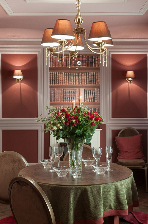 Класически полилей Maytoni Chester RC0100-PL-05-R