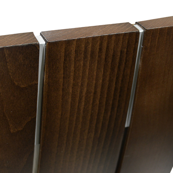 цвят орех-кремав