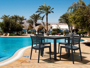 Пластмасова градинска маса 80/80/75см – полипропилен