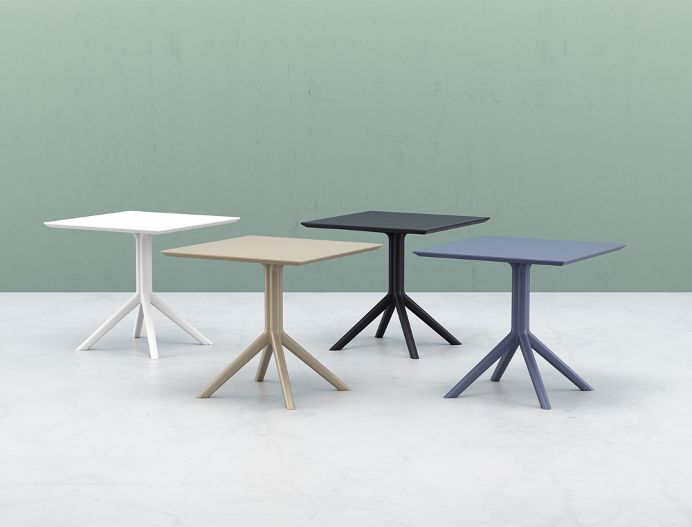 Градинска маса квадратна 80/80/74см. – полипропилен