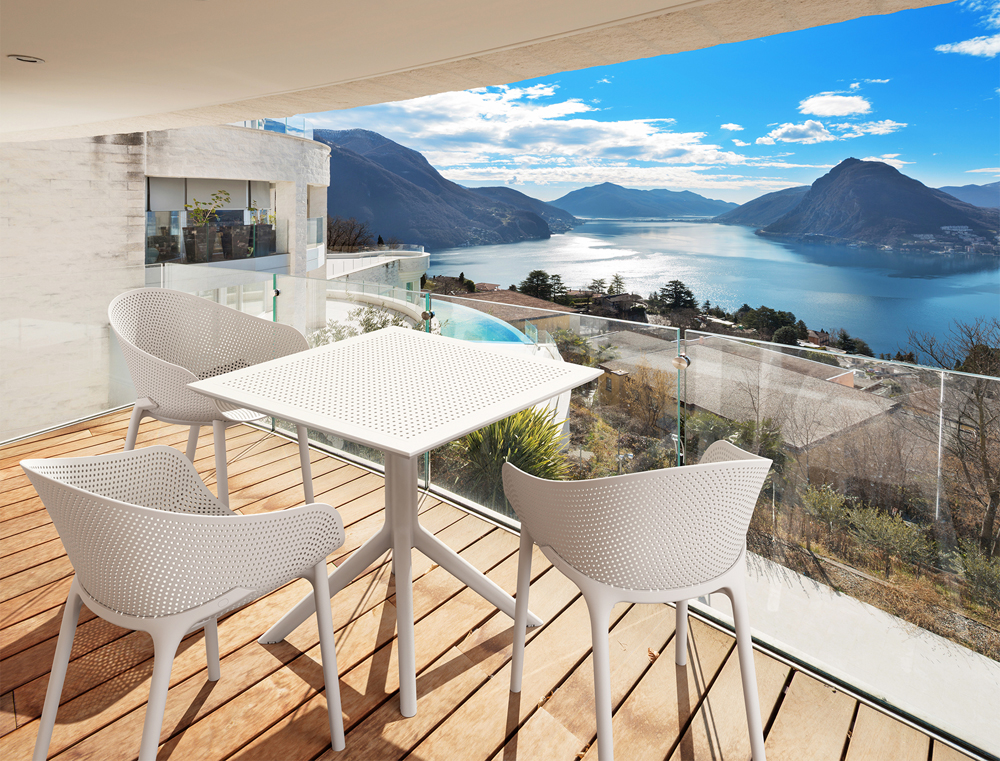 Градинска маса квадратна 80/80/74см. – полипропилен