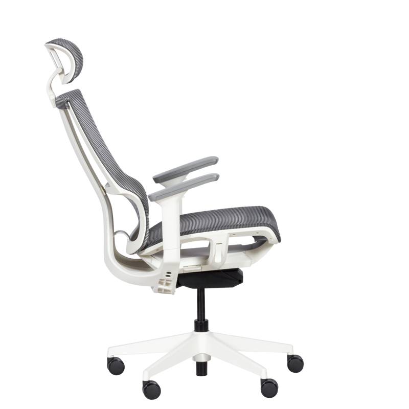 Ергономичен стол Carmen 7574 – черен