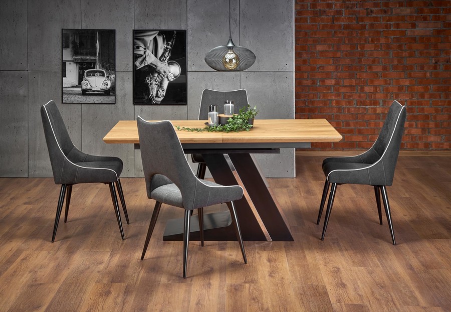 Стол – тъмно сив