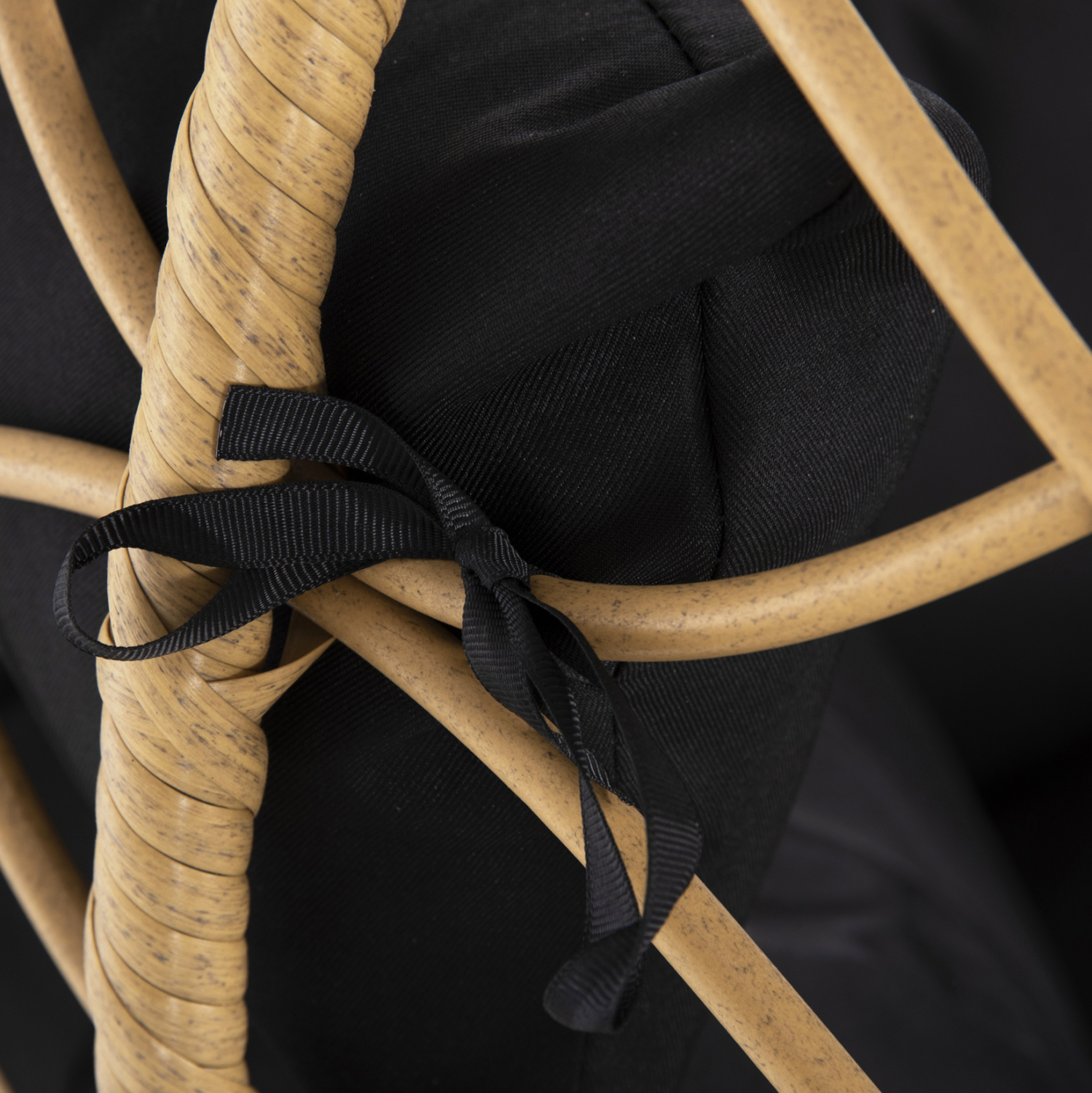 Люлка  цвят бежов-черен