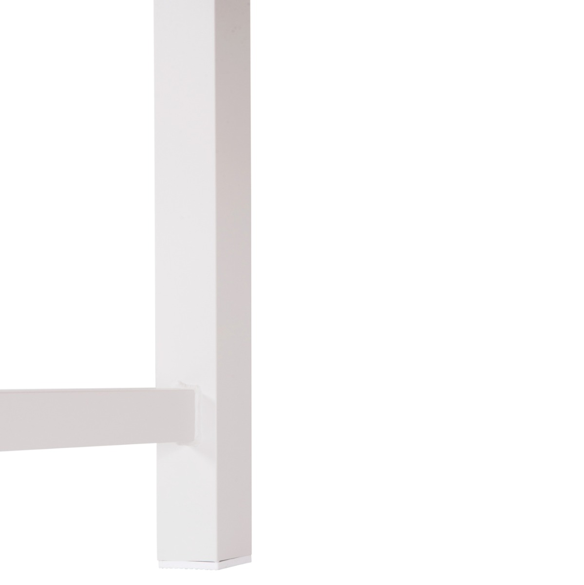 Маса  240х105 – цвят бял-бежов