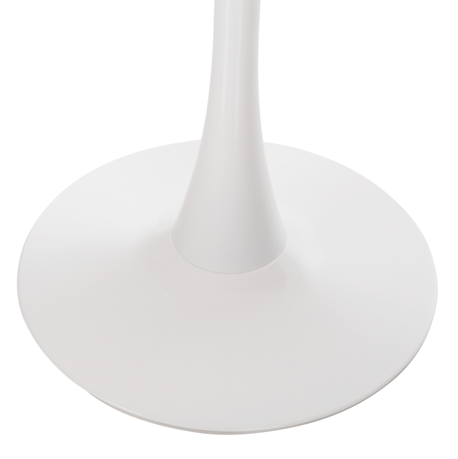 Маса – бял цвят