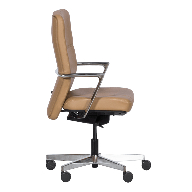 Ергономичен стол – тъмно бежов