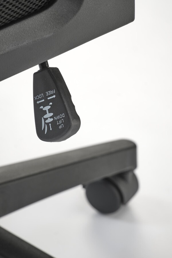 Офис стол – черен