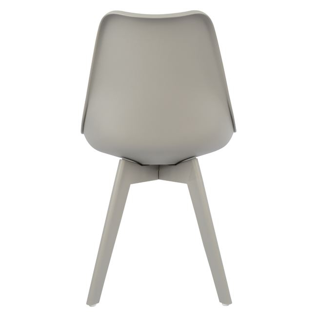 Стол – сив цвят.