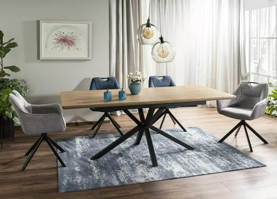 Въртящ се стол – светло бежов