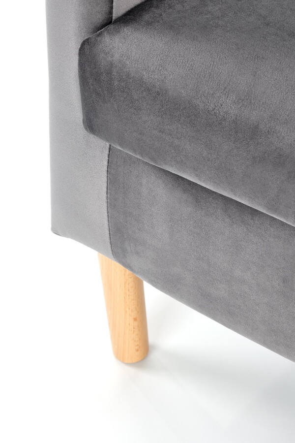 Кадифено кресло – сиво / естествено