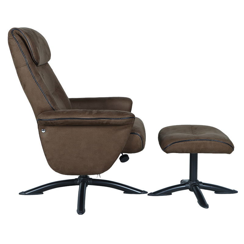 Кресло с табуретка – кафяво