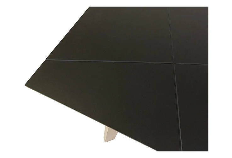 raztegatelna-trapezna-masa-forn-stol-dab-starling-cheren-mat-552378451-1200×820