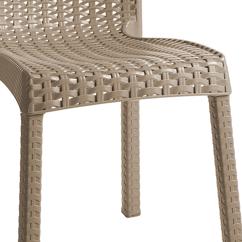 Стол цвят капучино