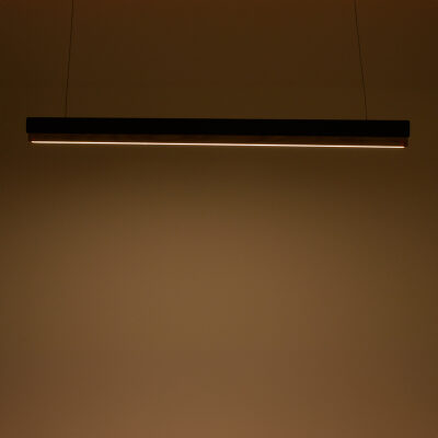 Лампа цвят черен-натурал