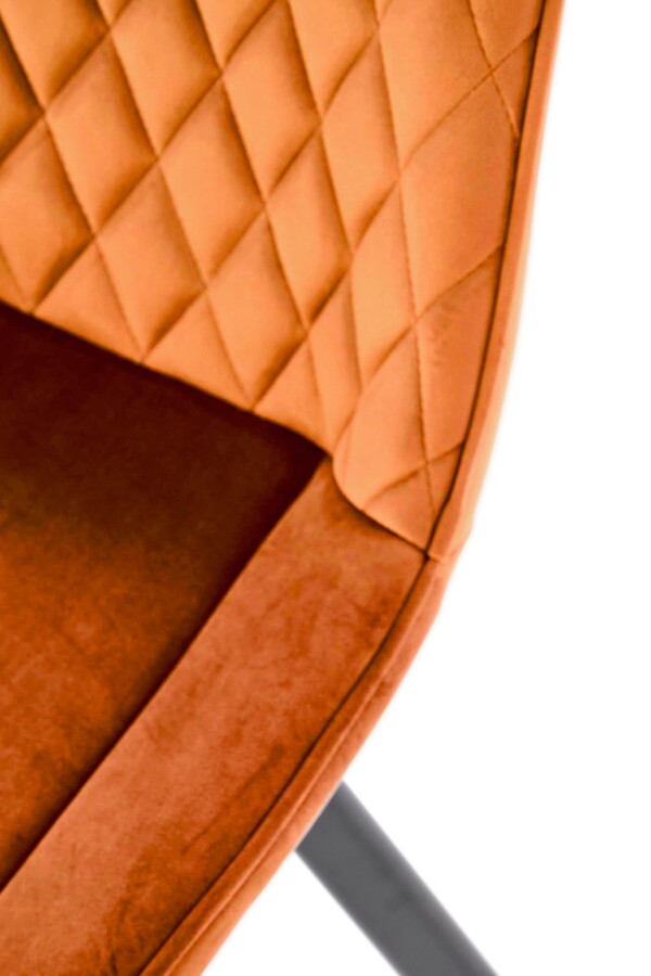 Въртящ се стол- канела