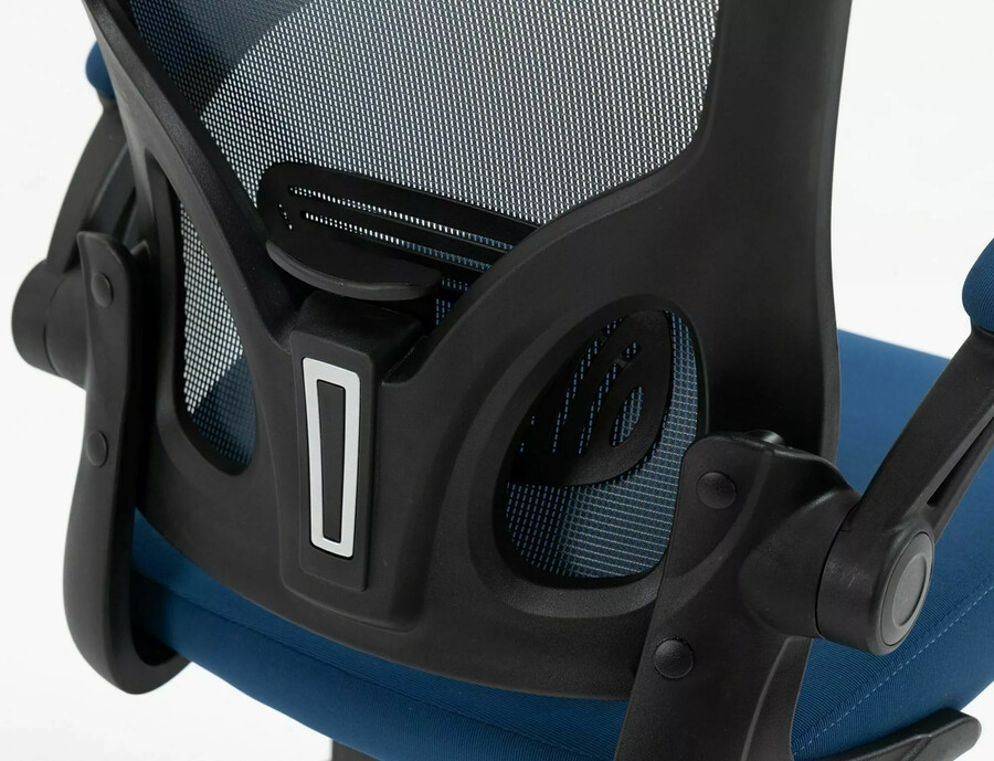 Въртящ се стол – синьо/черно