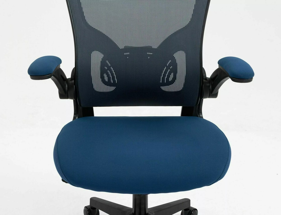 Въртящ се стол – синьо/черно