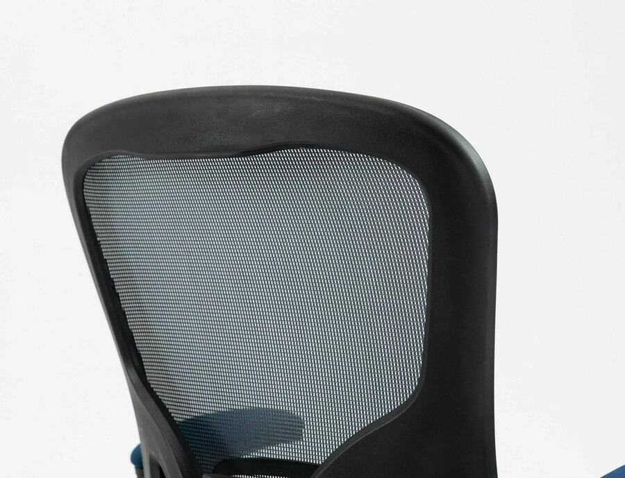 Въртящ се стол – синьо/черно