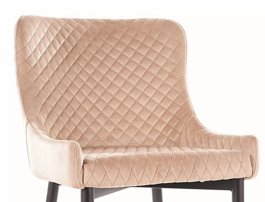 Стол – бежов