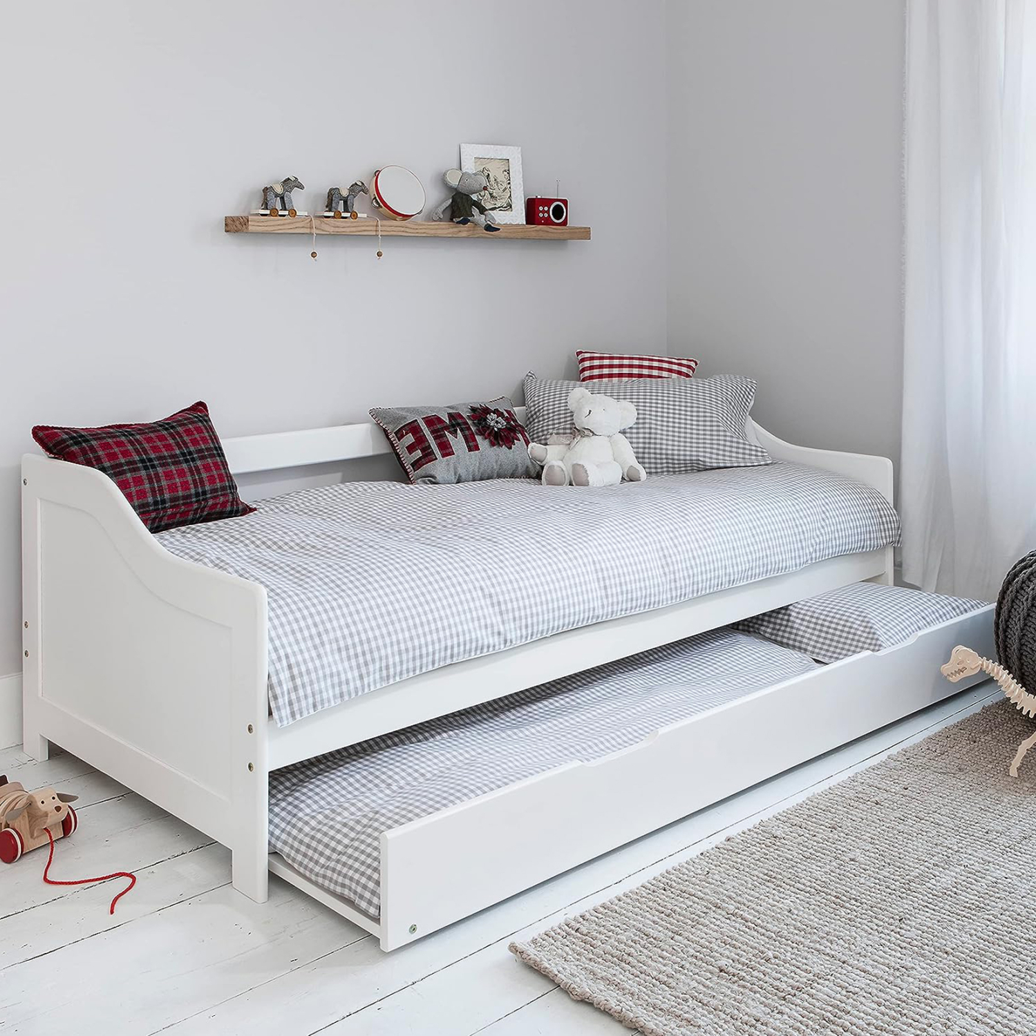 Легло – бял цвят