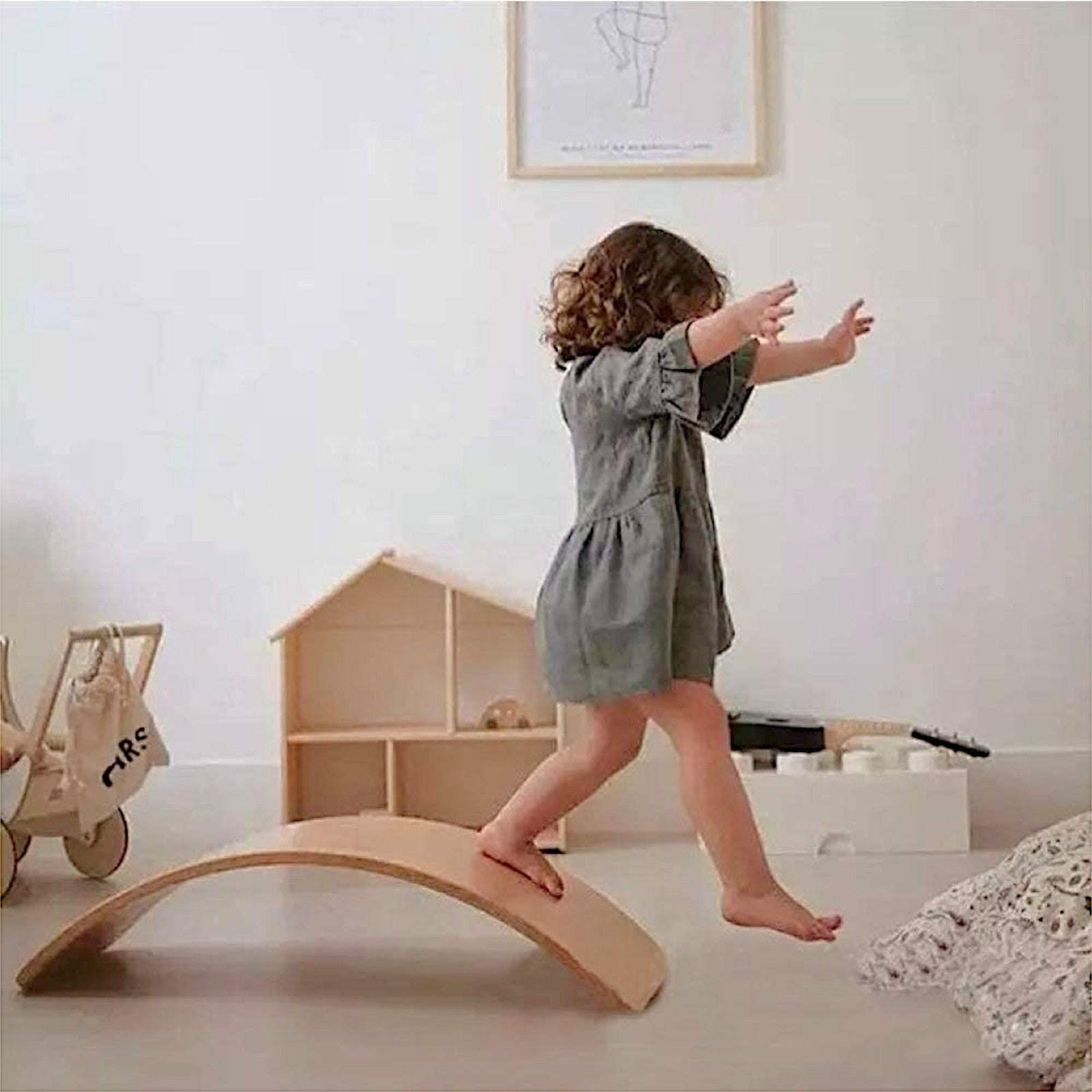 Дървена Дъска за Баланс Ginger Home – Безопасна Играчка за Деца
