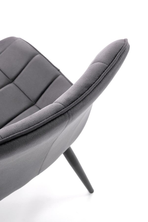 Стол – пепеляво сив