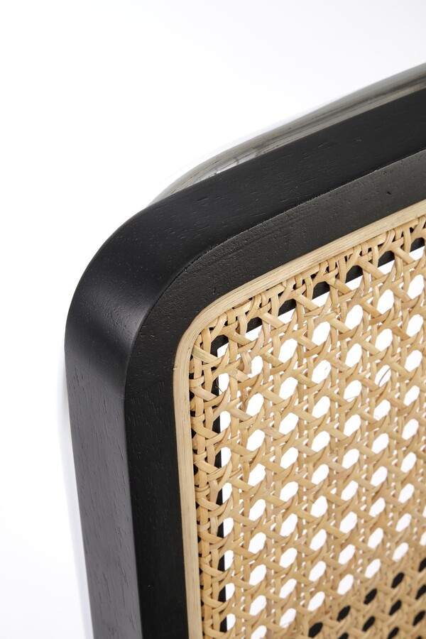 Стол – ясен/черен