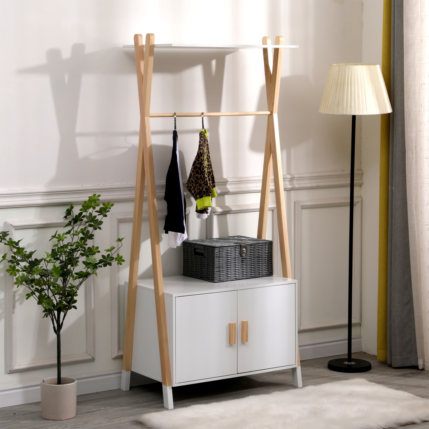 Закачалка – – цвят бял-натурал